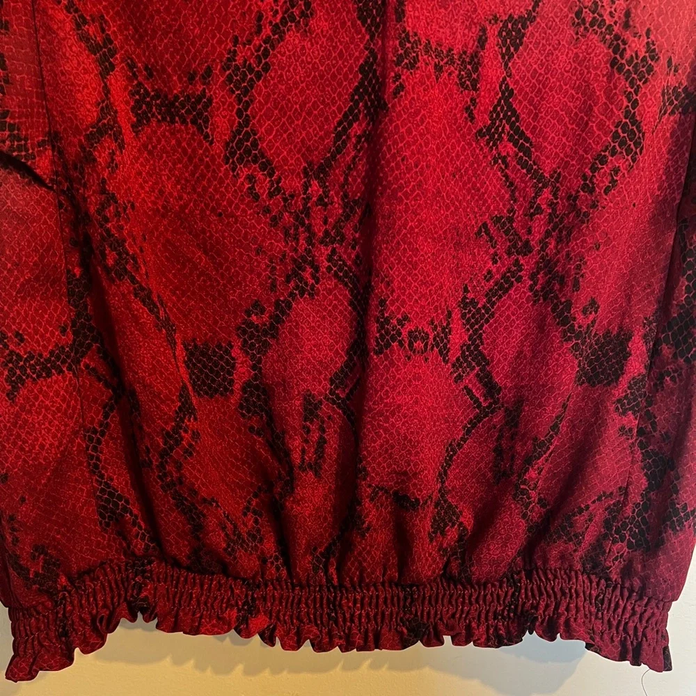 Banana Republic Red Snake-Print V-Neck Flutter Sleeve Blouse - Picture 6 of 7